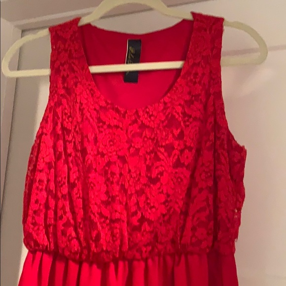 Red cocktail dress - Picture 2 of 3